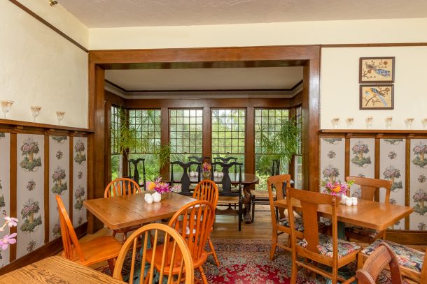 dining room at herlong mansion b&b Micanopy fl
